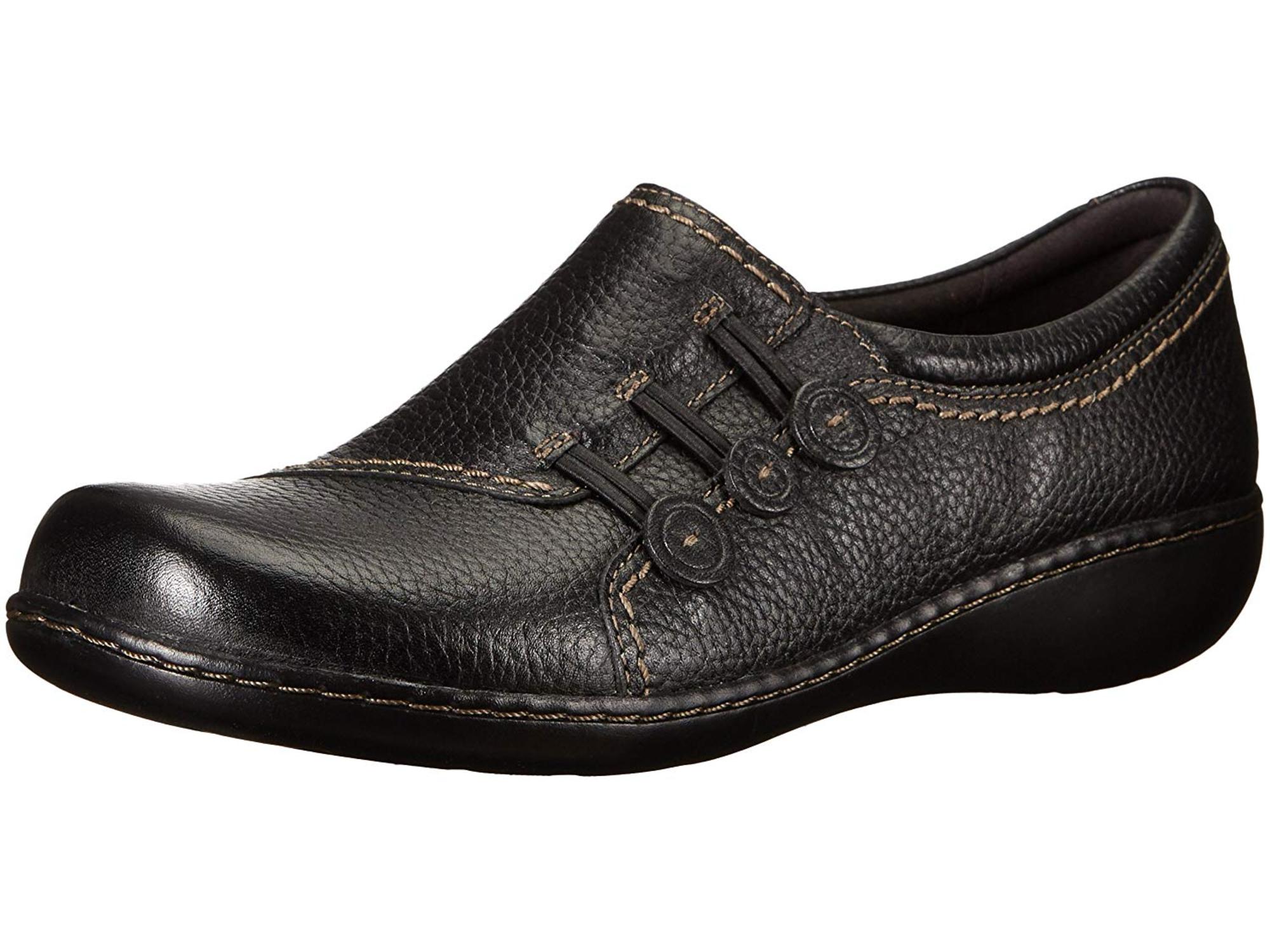 Clarks Womens Ashland Effie Leather Round Toe Loafers
