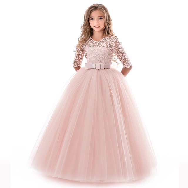 Robe Vintage à Fleurs pour Filles en Dentelle Florale à Manches 3/4 Longueur au Sol, Robe de Mariage, Soirée, Concours, Danse, Couleur Rose Douce. la Robe Présente un Corsage en Dentelle Florale avec Manches 3/4, une Encolure O et un design Taille Haute avec un Détail Nœud à la Taille. la Jupe en tulle Longueur au Sol Ajoute une Élégance de Princesse, et la Fermeture Éclair Arrière Dissimulée Assure un Ajustement Sans Coutures. Fabriquée à Partir d'Un Mélange de Coton, de polyester et de Dentelle, Cette Robe Convient aux Mariages, aux Événements Formels