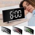 thumbnail image 1 of Horloge Électronique HD Grand Écran Horloge Électronique Incurvée à DEL USB à Pile Horloge Numérique Durable (Rouge / Vert / Blanc), 1 of 9