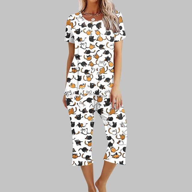FAFWYP Pyjama pour Femmes Ensemble, Tenue de Nuit en Coton Doux Ensembles de Pj Manches Courtes Col Ras du Cou Hauts et Pantalons Capri Vêtements de Nuit Ensemble Détente 2 Pcs, P-3TG
