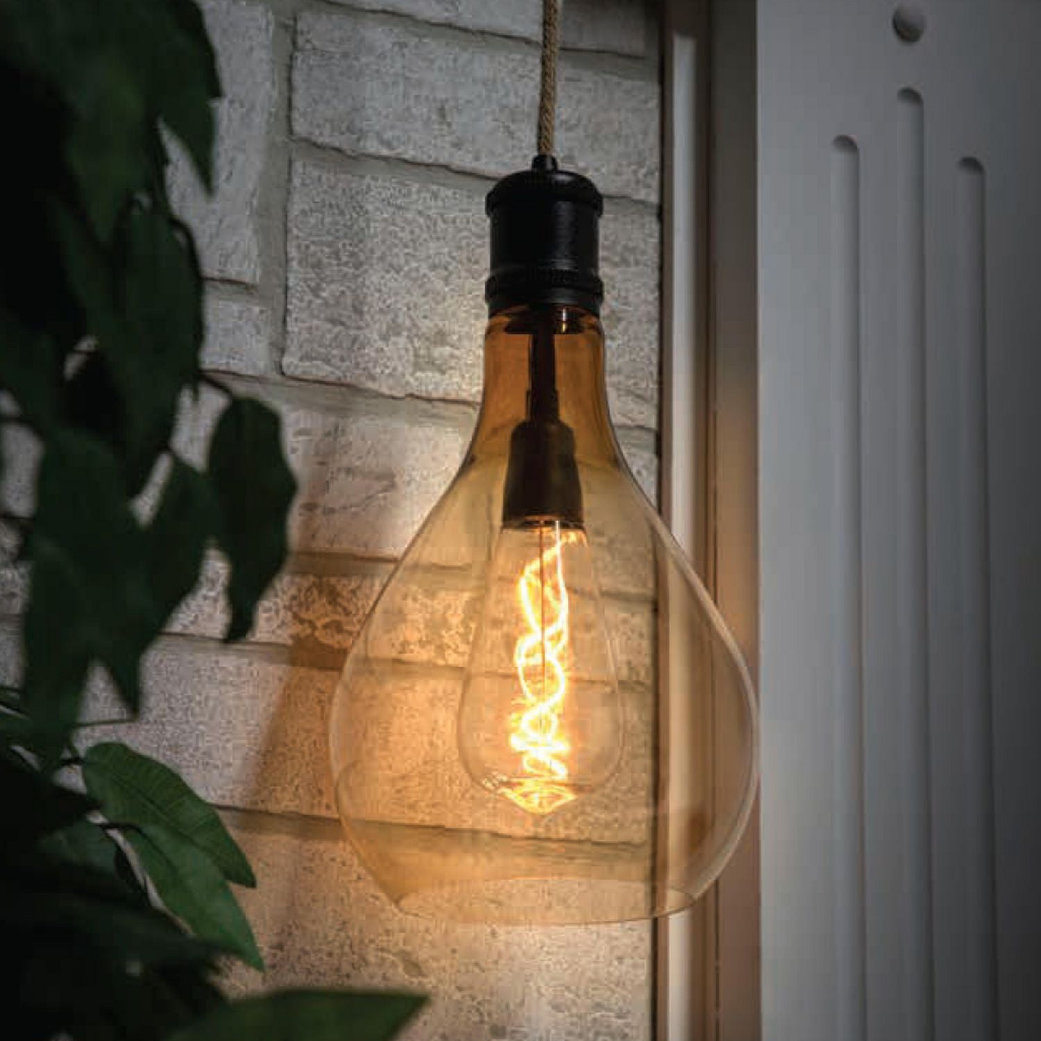 Luminair a Ampoule Edison avec poignée en jute