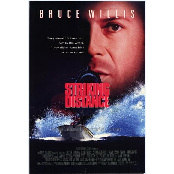 Affiche Pop Culture Graphics à Distance Frappante 27x40 Bruce Willis Sarah Jessica Parker Dennis Farina