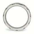 thumbnail image 2 of Bague en Titane Poli à Croisillons Rainurés avec Oxydes de Zirconium Taille 13, 2 of 6