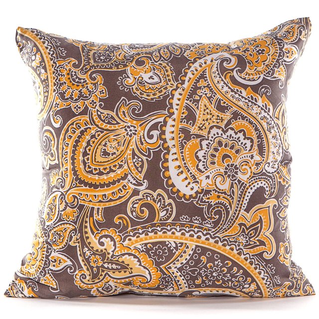 Gouchee Coussin à Motif Cachemire, Coussin Décoratif de 18 par 18 Pouces avec Coque en Microfibre Brossée Brun, Présentant des Imprimés Cachemire Détaillés orange et Blanc, Rempli de Plumes de Duvet et une Fermeture Éclair pour un Nettoyage Facile, Convient pour Ajouter Confort et style à la Déco de la Maison.