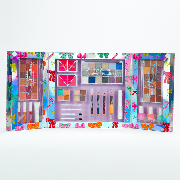 Cosmetic Set, Adults - Walmart.ca