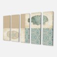 thumbnail image 1 of Designart - Collage de Trésors de Plage I - Toile de Salle de Bain Traditionnelle, 1 of 1