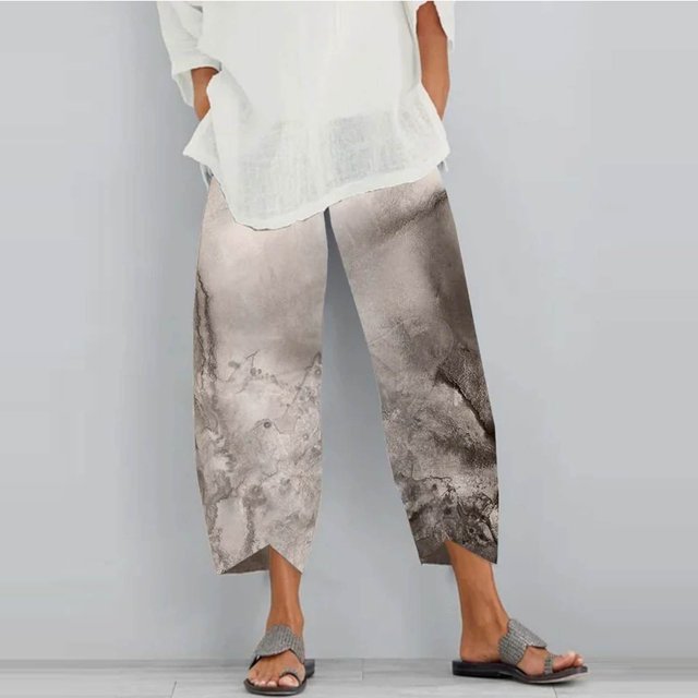 CHGBMOK Women's Scenic Print Pull On Capris, Plus Size, Clearance