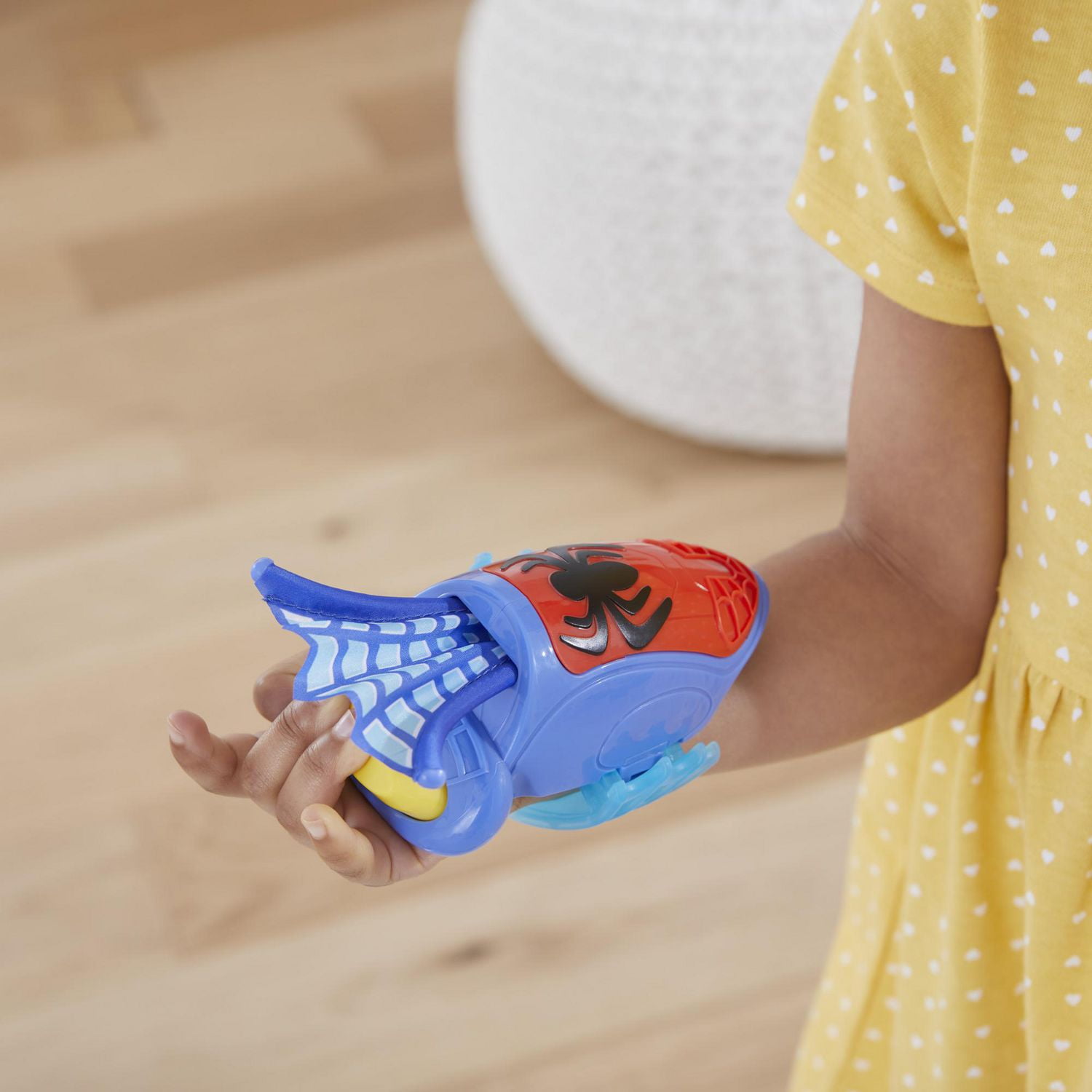 Marvel Spidey and His Amazing Friends, Lance-toile de Spidey, jouet porté au poignet avec toile en tissu déployable, pour enfants dès 3 ans