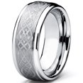 thumbnail image 2 of Bague pour Homme en Carbure de Tungstène, Design Celtique, 8 mm, 2 of 7