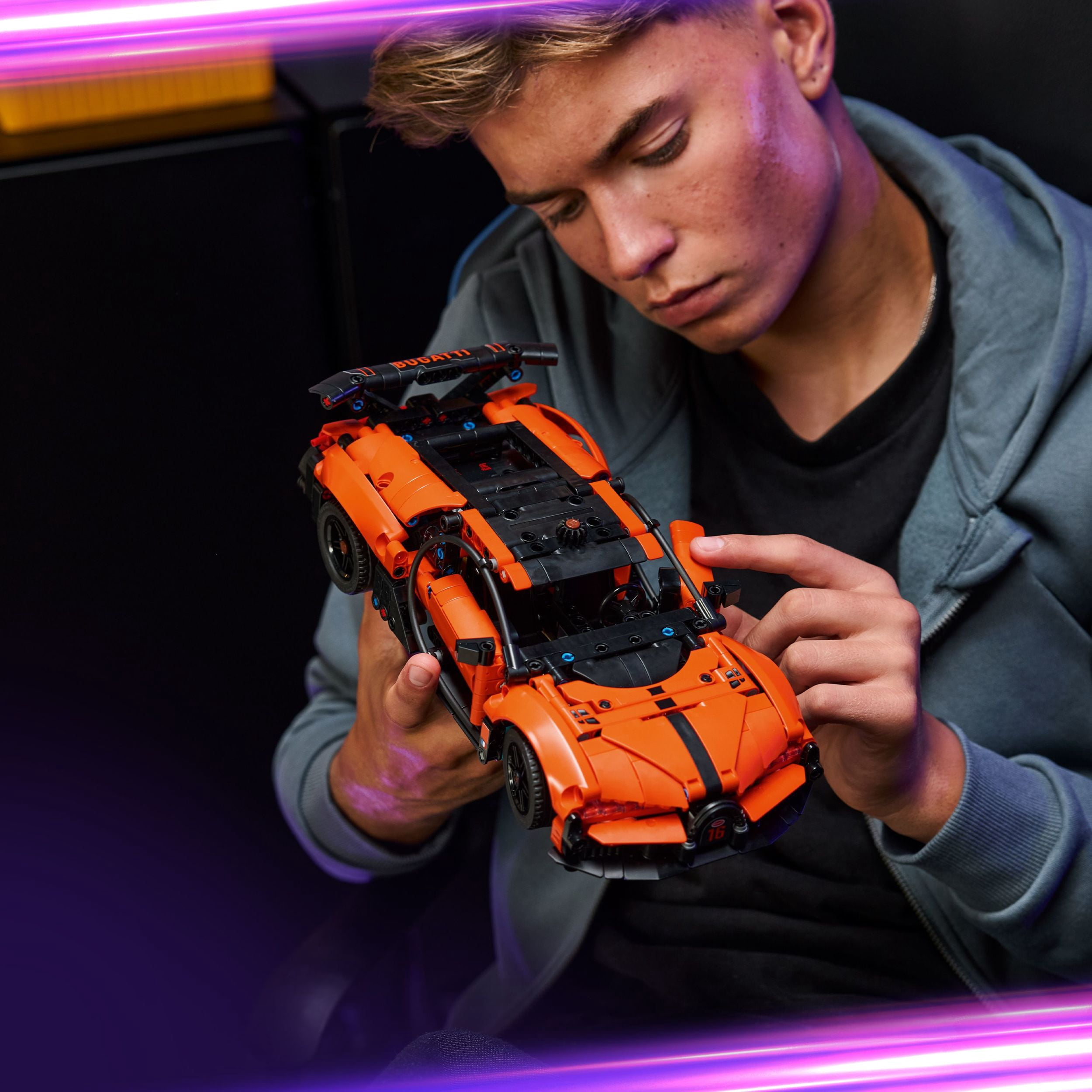 LEGO Technic L’Hypervoiture de Bugatti Chiron Pur Sport 42222