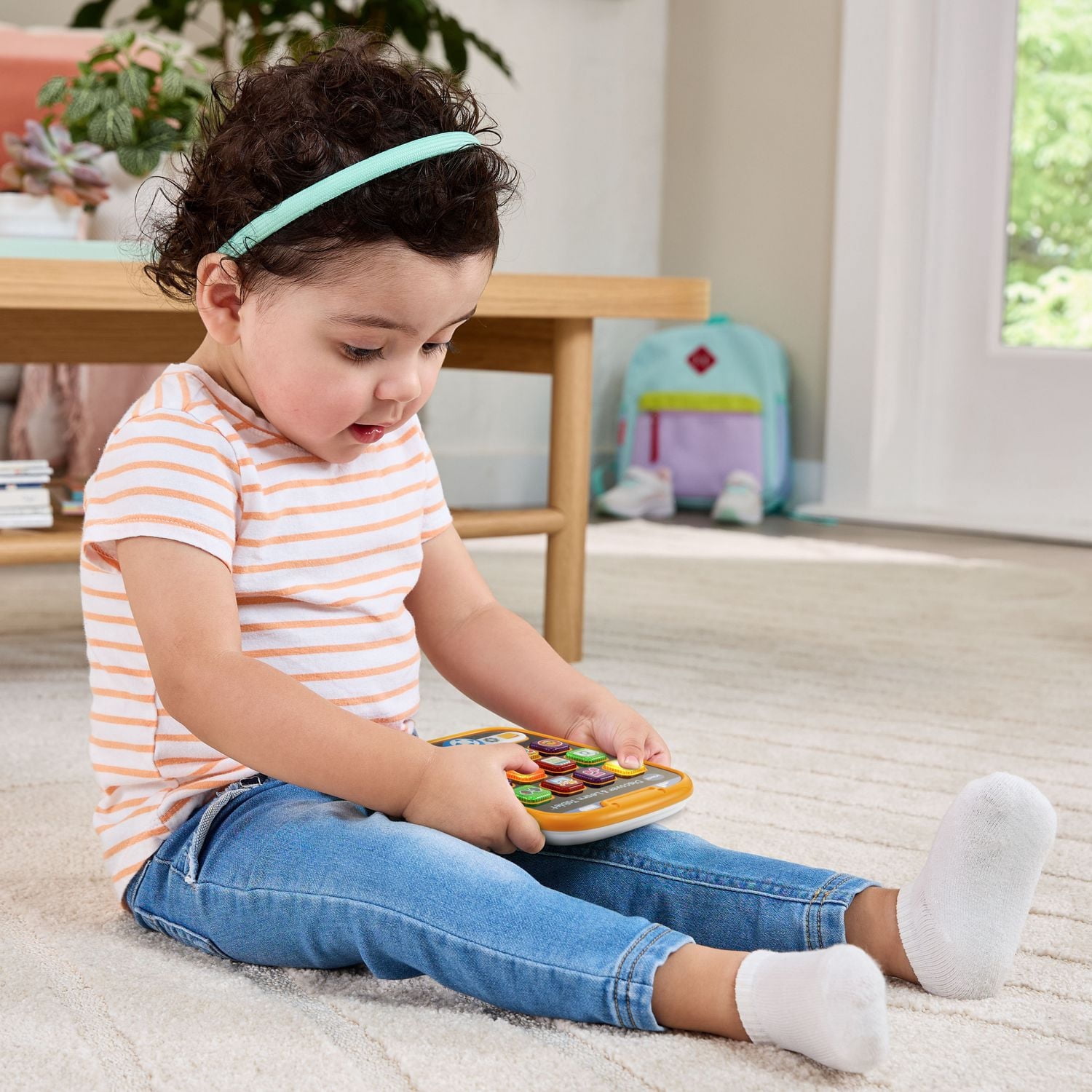 VTech® Discover & Learn Tablet™ with Pretend-Play Bilingual English and French Apps