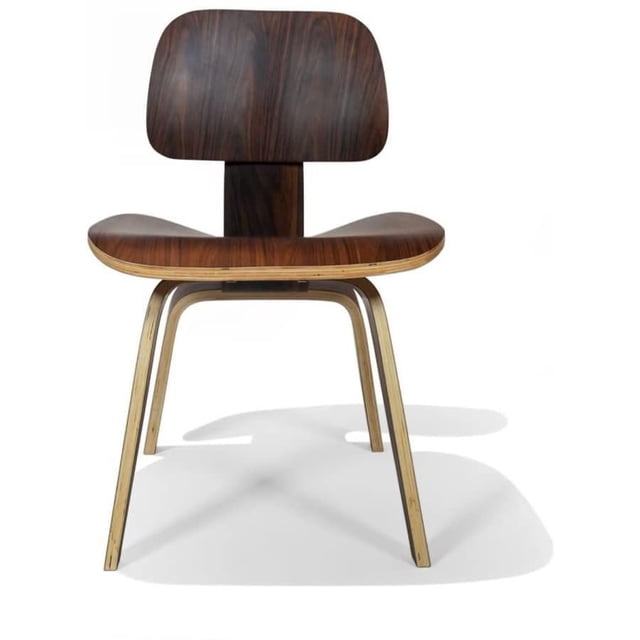 Nicer Furniture Chaise Longue Moderne Style Eames avec Siège et Dossier en Contreplaqué 5 Plis Noyer Foncé, Pattes en Contreplaqué 8 Plis Naturelles, Orientée vers l'Avant sur Fond Blanc, Conçue pour l'Assise de Cuisine et de Salle à Manger et Convient pour le Bureau Ou le restaurant.