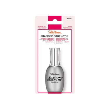 Sally Hansen Fortifiant Diamond Strength®, met fin aux fissures et à l'écaillage, tout en conservant l'hydratation, ongles plus durs et plus forts.