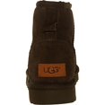 thumbnail image 3 of Ugg Botte en Suède à la Cheville pour Femme Classic Mini II en Cuir Chocolat - 9M, 3 of 3