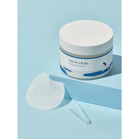 Round Lab Coussin hydratant au jus de bouleau 150 ml / 80 tampons