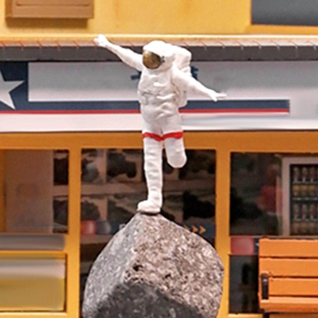ziyahi 1:64 Spaceman Figure Astronaut DIY Projects Miniature Scenes Layout