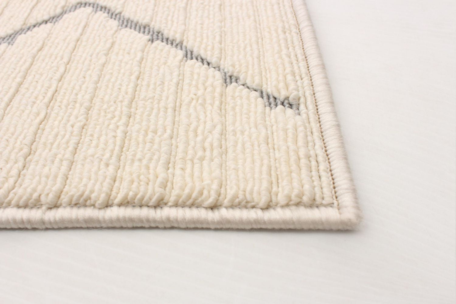 ECARPET Indoor/Outdoor for Balcony, Patio and Garden Raya Ivory Rug