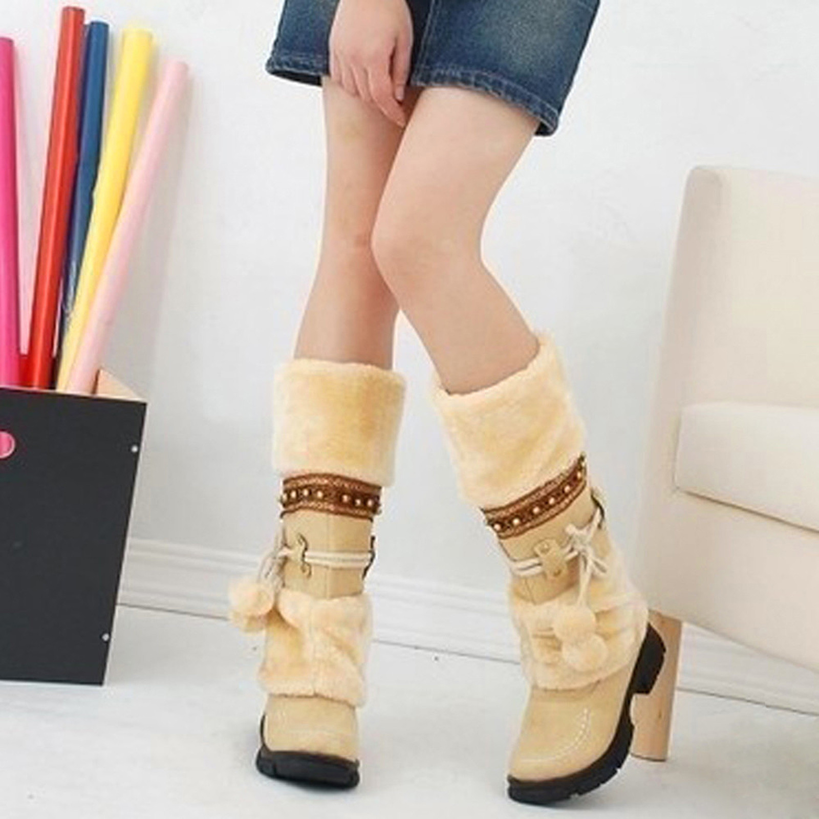 YOUSNH Chaud à Bout Haut Neige Talons Ronds Rétro Garder Milieu Chaussures Boule de Poils Bottillons à Enfiler Femmes Bottes pour Femmes Bottes Femmes Beige 9.5