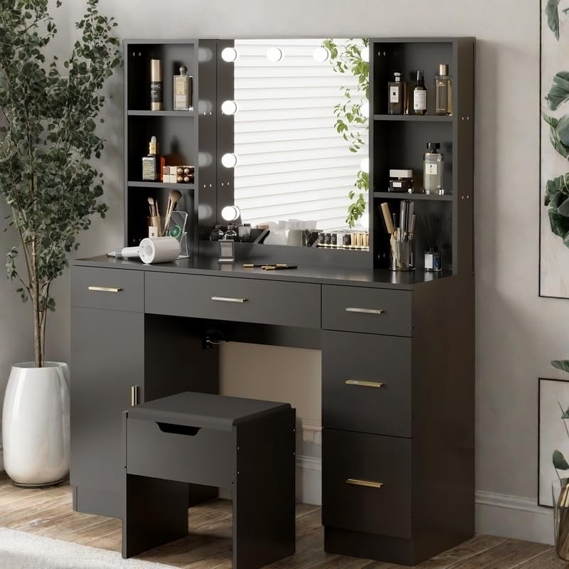 EDTara Ensemble de Coiffeuse Style Ferme avec Miroir Éclairé, Coiffeuse Moderne de 56 Pouces avec Station de Recharge et Étagères de Rangement, Table de Toilette pour Femmes et Filles, 3 Modes d'Éclairage, Luminosité Réglable