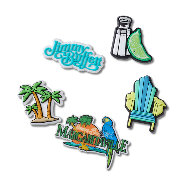 Crocs Jibbitz Lot de 5 Margaritaville Présentant Cinq Breloques de Chaussures à Thème tropical, Incluant un Talon Compensé lime avec une Salière, une Chaise Adirondack Bleue, des Palmiers, un logo Margaritaville avec un Perroquet et un design à Inscription « Jimmy Buffett ». Conçues pour Personnaliser les Chaussures Crocs, Ces Authentiques Breloques Jibbitz s'Agrippent Facilement aux Trous de Crocs. Convient aux Hommes, aux Femmes et aux Ados, Ces Accessoires Ajoutent une Touche Amusante et Tropicale à Vos Sandales. Chaussures Crocs