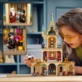thumbnail image 3 of LEGO Harry Potter Poudlard : le bureau de Dumbledore 76402 Ensemble de construction (654 pièces), 3 of 6