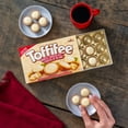 thumbnail image 3 of Noisette Toffifee® Enrobée de Caramel avec une Garniture  Crémeuse couronnée de Chocolat Blanc, 3 of 7