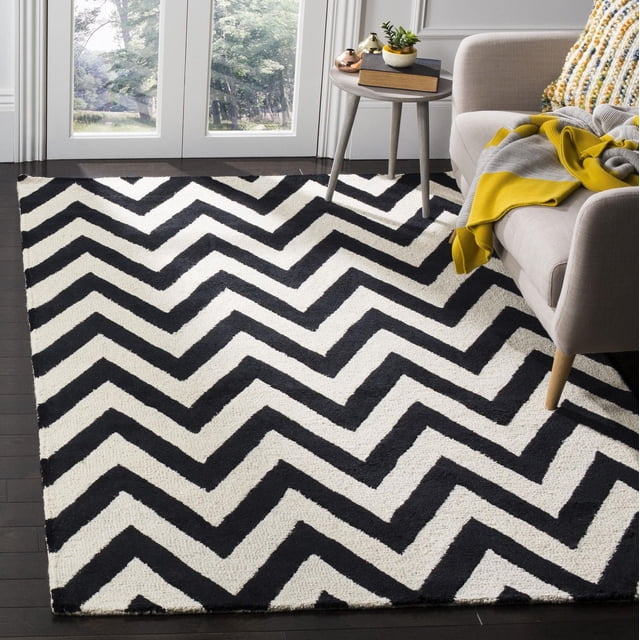 Safavieh Cambridge Kaitlyn Tapis Chevron