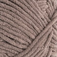 thumbnail image 2 of Bernat® Couverture™ #6 Fil de Polyester Super Volumineux 10,5oz/300g, 220 Yards, 2 of 10