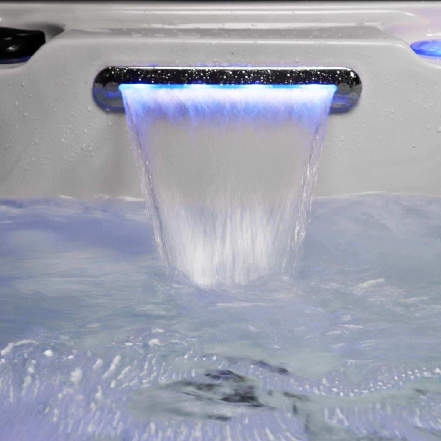 St. Lawrence 16ft 15-Person 72-Jet Swim Spa