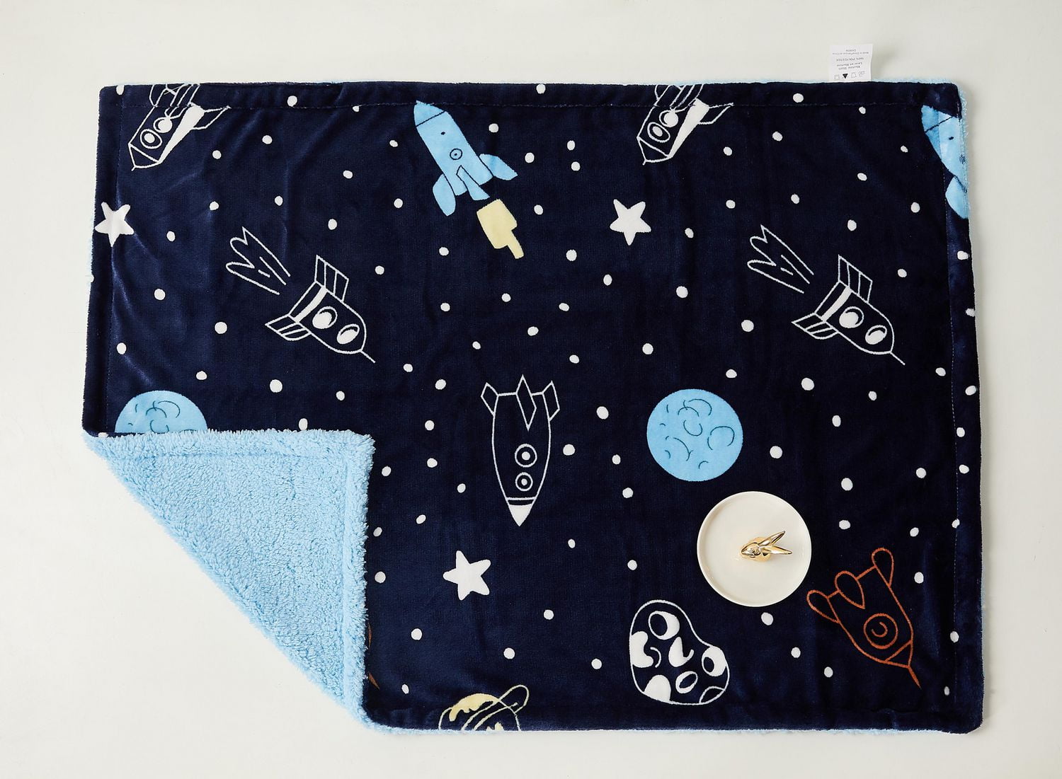 Couverture réversible en flanelle polaire Sherpa pour enfants, motif fusées et étoiles bleu blanc et bleu marine, 76 x 101 cm