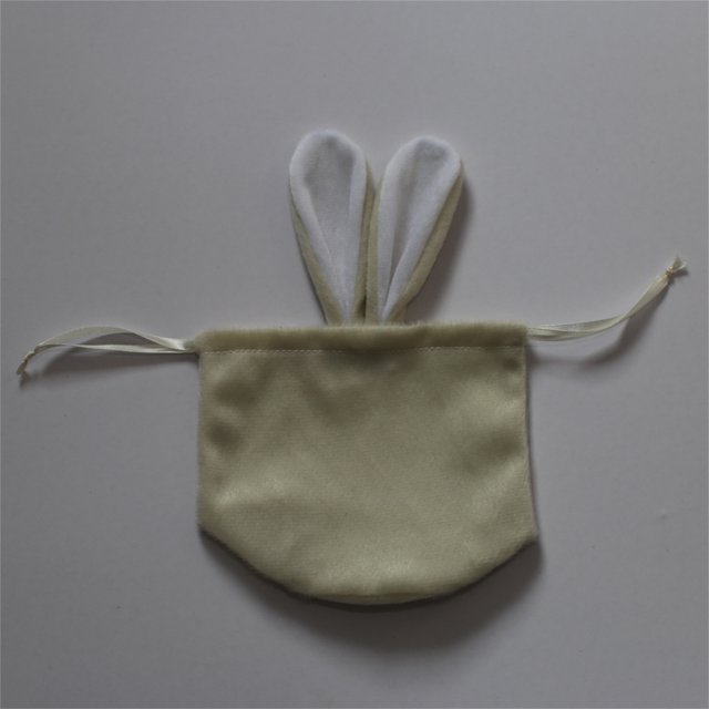 JilgTeok Ears Velvet Bags Easter Portable Bag Decor Bunny Drawstring Decorative Bag Candy Packing Bag Gift Bag with Bunny Ears Design for Cookie Snack Packing Easter Party Decorations