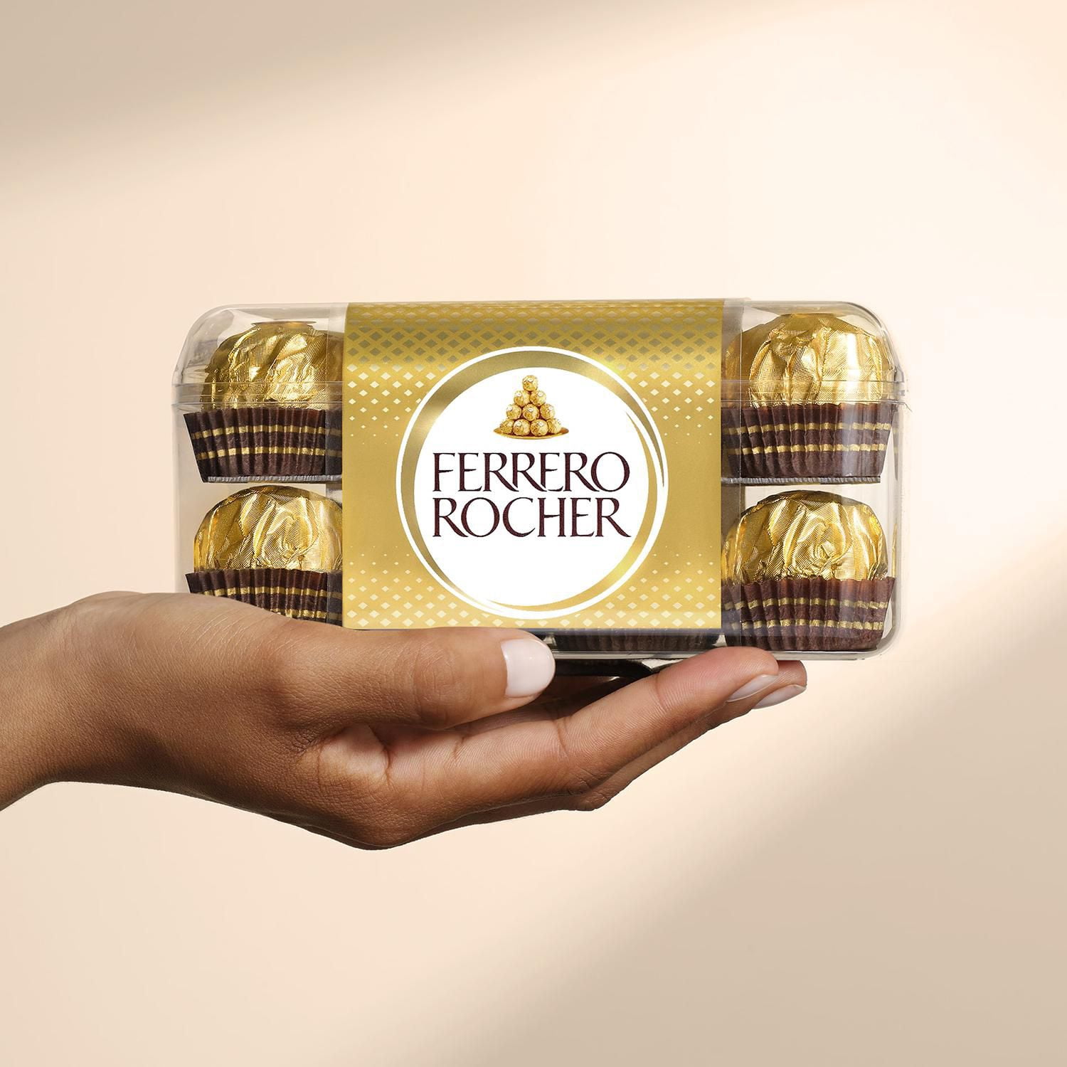FERRERO ROCHER Fine Hazelnut Chocolate Gift Box, 16 Individually Wrapped Chocolates
