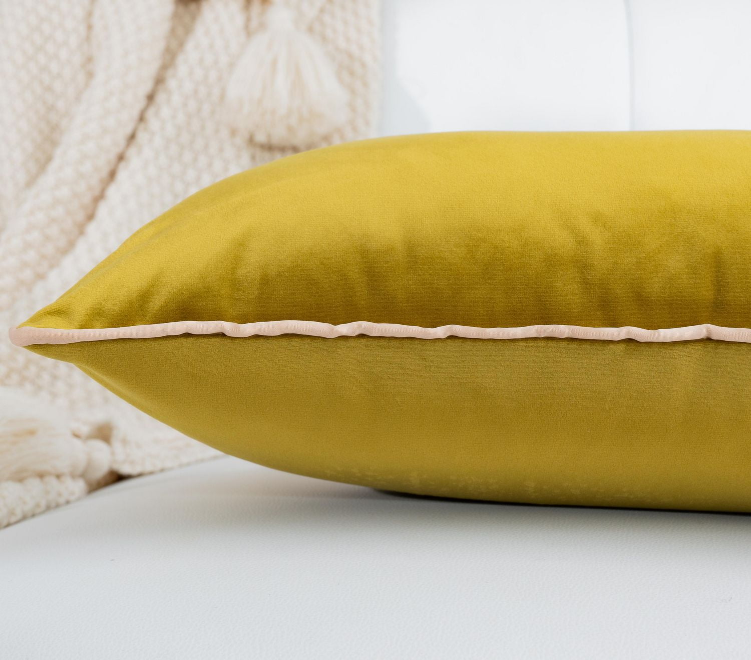 Gouchee Home Rana Coussin