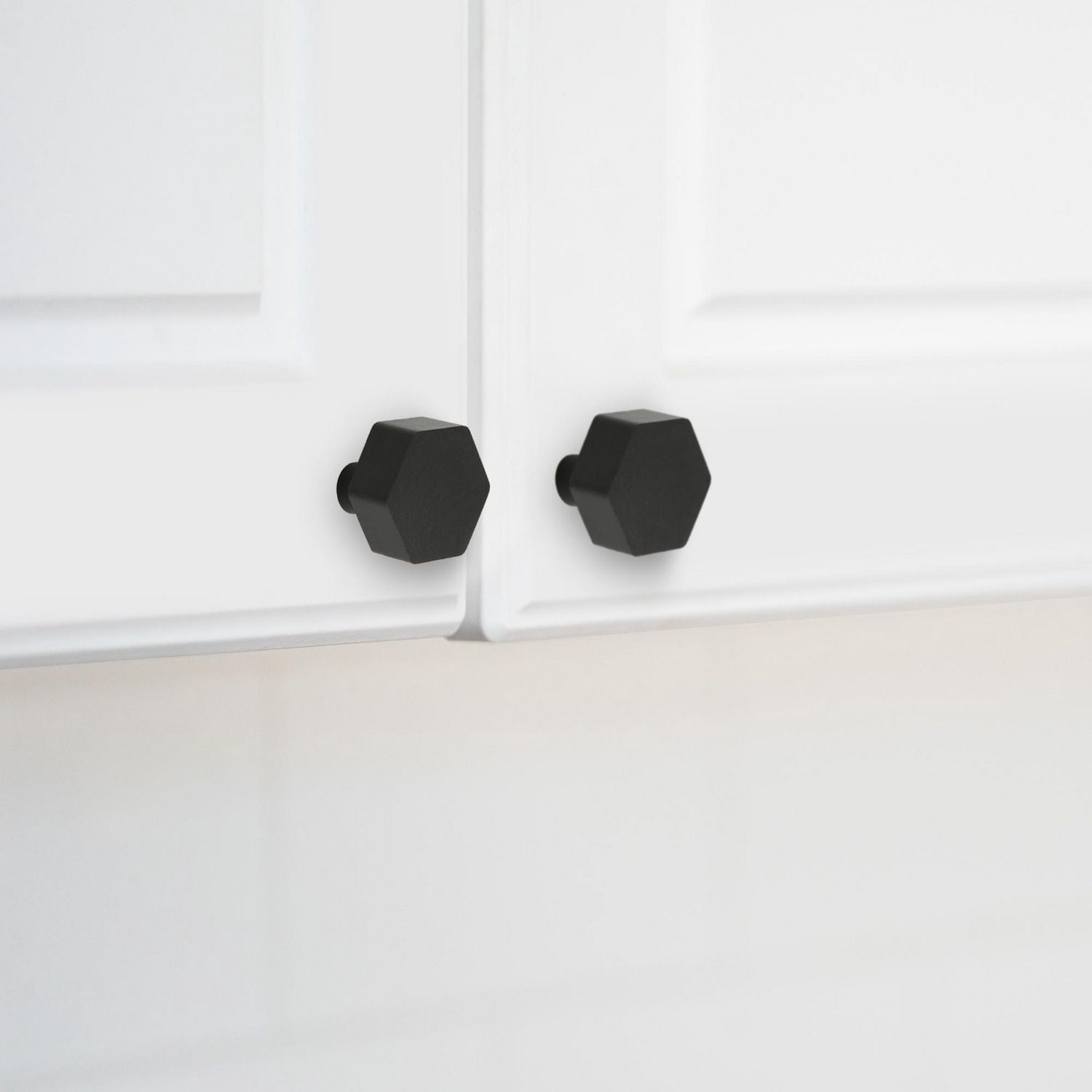 Era Hexagon Knob 4-Pack Brushed Black