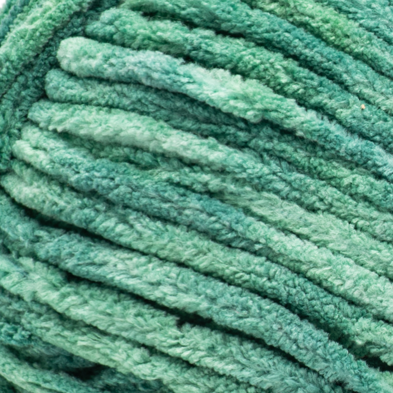Bernat® Blanket Mist-ical™ #6 Super Bulky Polyester fil