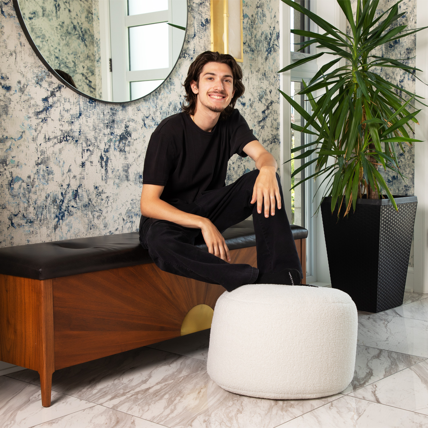 Gouchee Home Dotcom Woolly Bouclé – Pouf rond moderne avec rembourrage en polystyrène haute densité – Polyester doux et texturé pour salon ou bureau