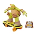 thumbnail image 1 of Mikey sur planche à roulettes télécommandé XPV des Tortues Ninja, 1 of 9