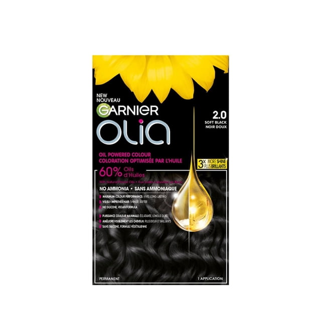 Olia Teinture Capillaire Permanente Sans Ammoniaque par Garnier en Noir Doux 2.0, avec Mélange d'Huile à 60 % avec des Huiles de Fleurs Naturelles pour une Couleur Vive et Durable et une Brillance 3X Plus Intense, Présentée sur un Emballage Noir avec des Pétales de Fleurs Jaunes et une illustration de Goutte d'Huile Dorée sur des Cheveux Ondulés Noirs.