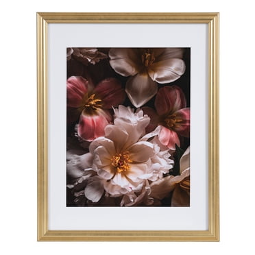 Cadre à photos doré DesignOvation Breylynn de 35,6 cm x 45,7 cm avec passe-partout de 27,9 cm x 35,6 cm pour table