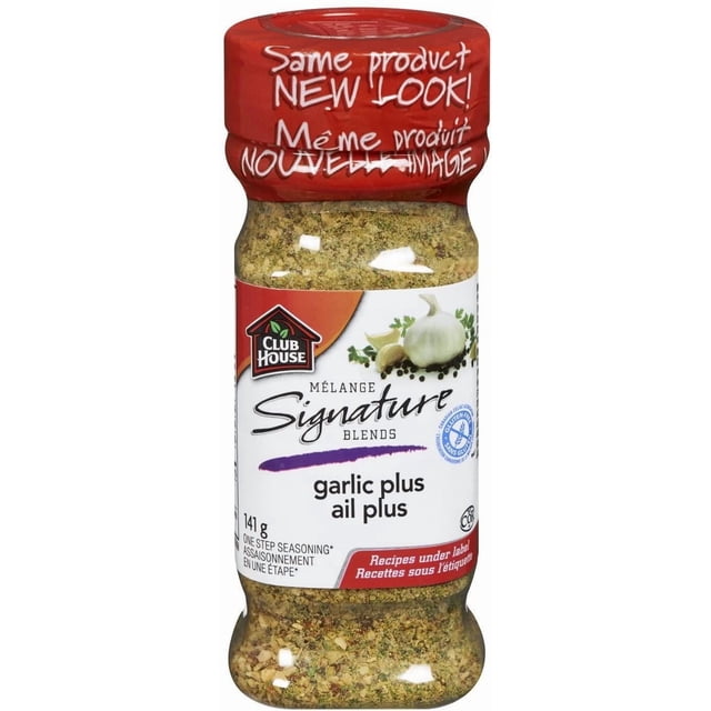 Club House Pot d'Assaisonnement Signature Blend Garlic Plus 141 g avec Couvercle Rouge et Corps Transparent Montrant un Mélange Grossier d'Herbes et d'Épices, Étiqueté Sans Gluten avec Graphiques d'Ail et de Grains de Poivre, Idéal pour Assaisonner le Porc, le Poulet, les Légumes et les vinaigrettes.