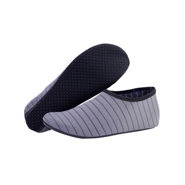 Water Shoes for Men and Women, Quick-Dry Aqua Socks, Non-Slip Beach Swim Shoes with Rubber Sole, Black, Size 36-37, Ideal for Pool, River, Surfing, and Outdoor Water Activities