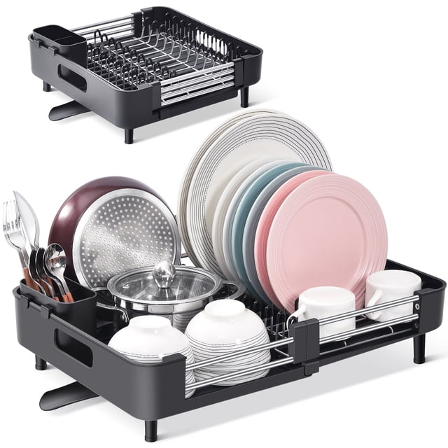 Kingrack Égouttoir à Vaisselle, Égouttoir Noir Extensible avec Bec de drainage, en Acier Inoxydable 304 et Plastique de Haute Qualité. Conçu pour l'Organisation de la Cuisine, Il Peut Contenir jusqu'à 10 Assiettes, 4 Verres à Vin, 6 Tasses, 30 Assiettes et 6 Bols. Comprend des Couvercles Protecteurs Anti-Rayures, des Pieds en Caoutchouc Antidérapants et un Système de drainage Intégré avec un Bec Pivotant. design Moderne Qui Complète Divers Comptoirs de Cuisine.