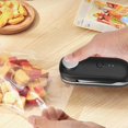 thumbnail image 4 of Xingzhi Scelleur de Sacs à Collations Électriques Biscuits Ajustable Rechargeable Outil de Cuisine Rose, 4 of 8