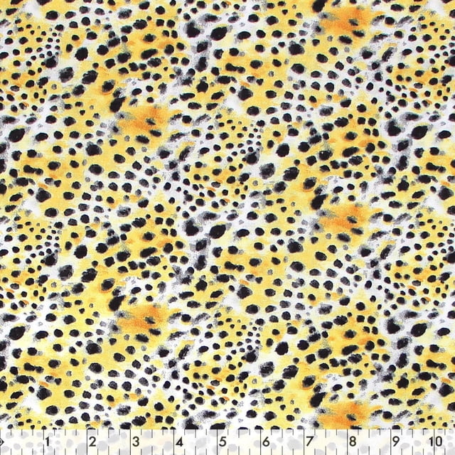 Fabric Creations Tissu en Coton à Fourrure de Léopard de Jungle Blanc, Orange et Noir au Mètre Montrant un Gros Plan de Tissu 100 % Coton avec un Motif de Fourrure de Léopard de Jungle en Blanc, Orange et Noir, Présentant des Taches Noires Irrégulières et des Patchs Orange sur un Fond Blanc, 107 cm (42 Pouces) de Large, Lavable à la machine et Convient aux Projets d'Artisanat et de Vêtements.