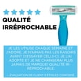 thumbnail image 3 of BIC Soleil Comfort Rasoirs Jetables Femmes, Lames Flexibles pour un Rasage Plus Précis et Moins d’Irritations*, Rasoir avec 4 Lames, Lot de 3, 3 of 9