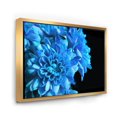 thumbnail image 2 of Designart Détail de fleurs bleues sur noir I ART MURAL À CADRE FLOTTÉ, 2 of 4
