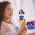 thumbnail image 3 of Poupée Disney Princess Royal Shimmer Blanche-Neige avec jupe et accessoires, 3 of 7