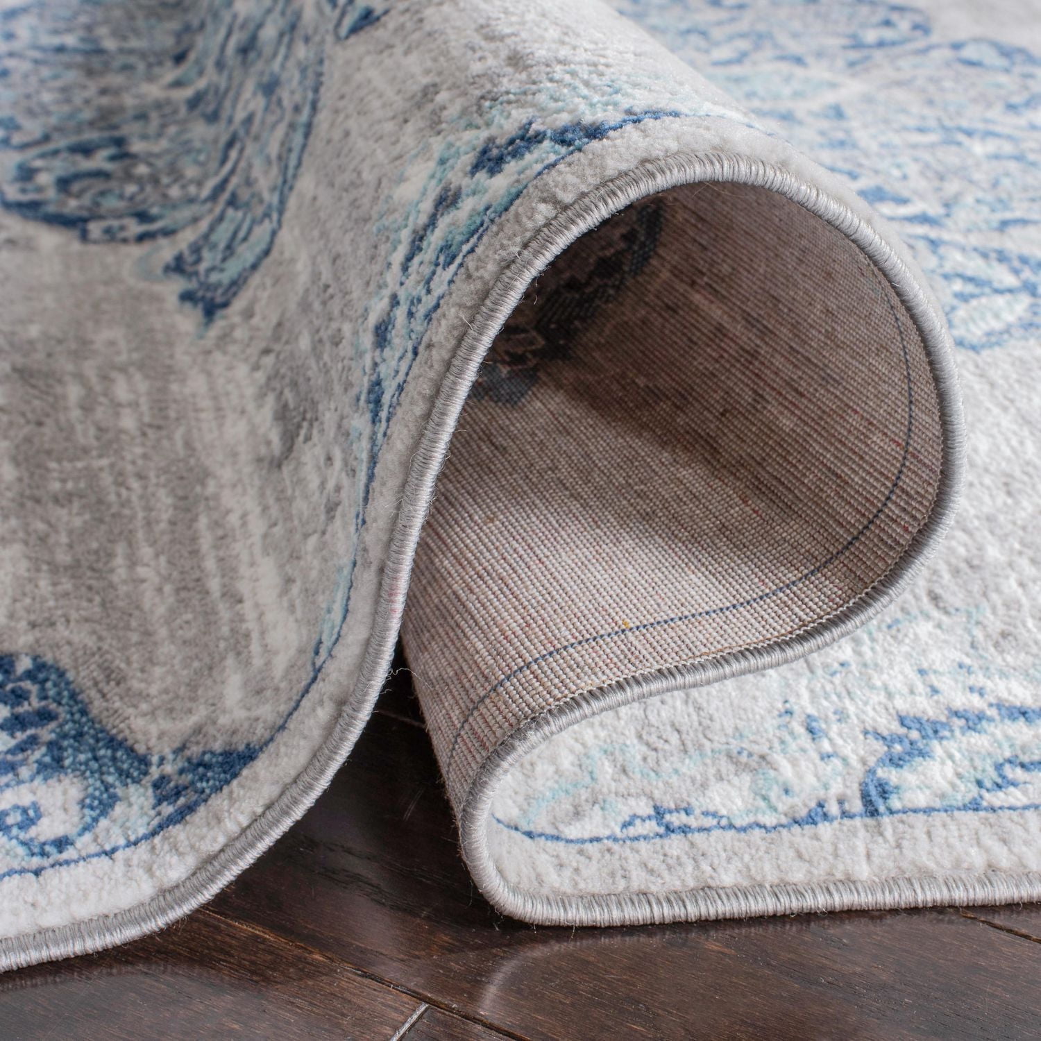 SAFAVIEH Brentwood Cantor Floral Area Rug
