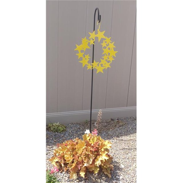 Village Wrought Iron HOS-45Y Star Wreath Decorative Hanging Silhouette, Yellow
