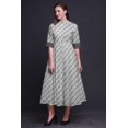 thumbnail image 4 of Bimba Robe-Chemise Mi-Mollet pour Femmes à Carreaux Imprimés, Manches Retroussables, Boutonnée - Moyen, 4 of 5